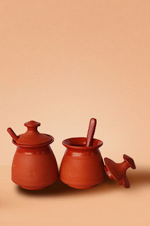 Salt pot